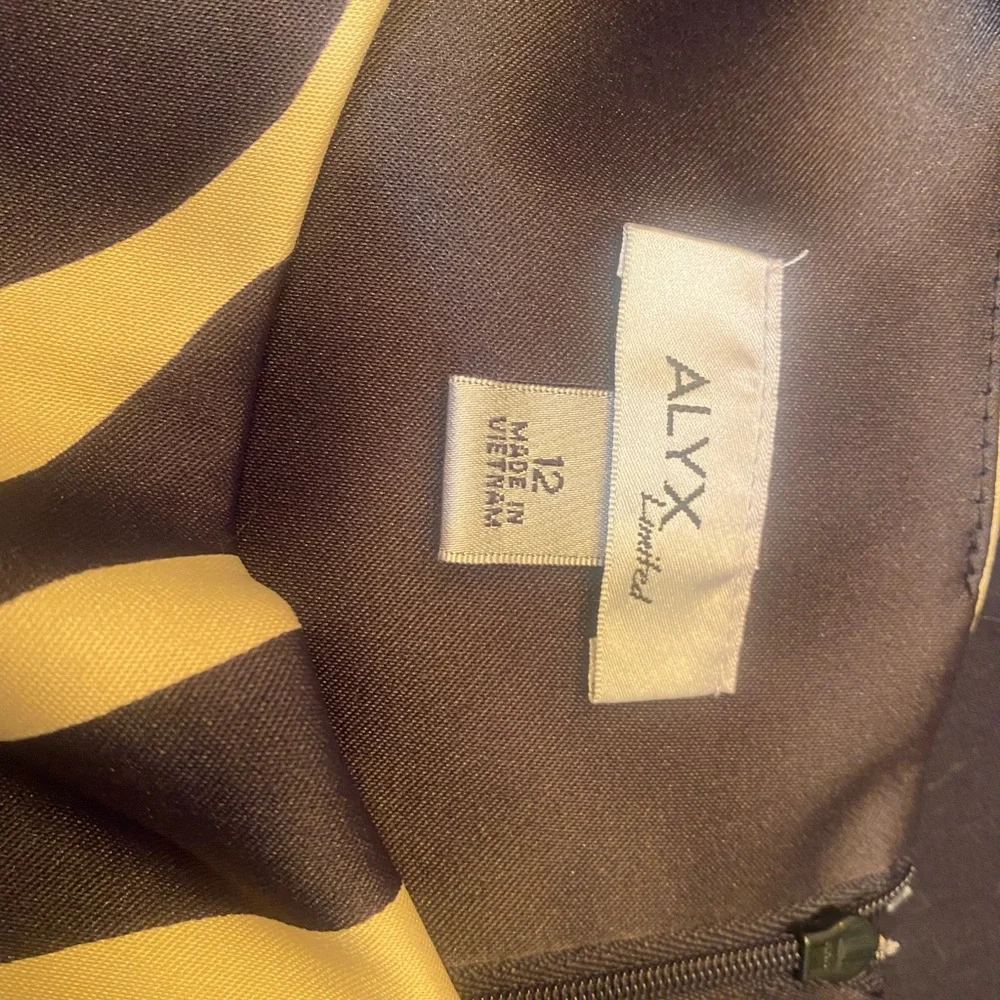 ALYX LIMITED SAFARI SILK ROUNDNECK  SLEEVELESS SHIFT DRESS - Picture 16 of 16